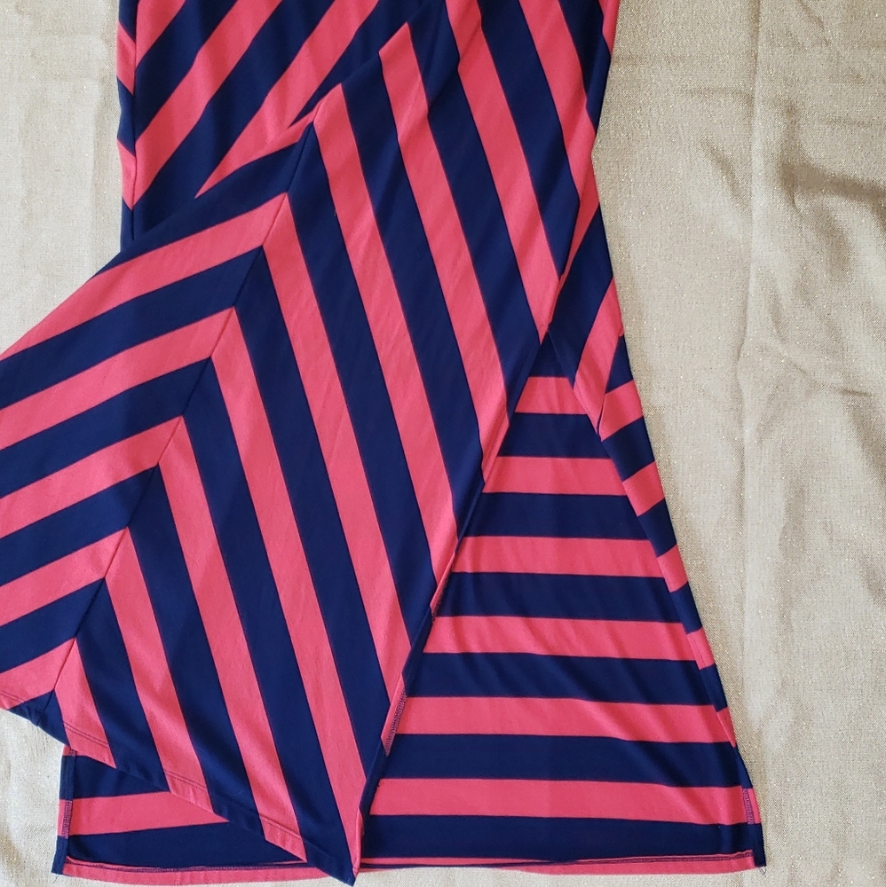 EUC Jessica Simpson Maxi Skirt